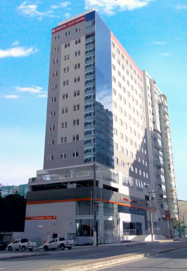 Hotel Bristol Easy